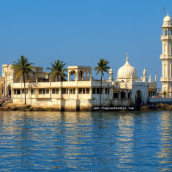 Haji Ali Dargah Mumbai Sunset View with Arabian Sea